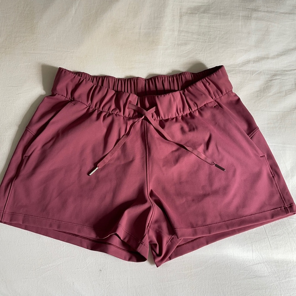 Lululemon On The Fly Short